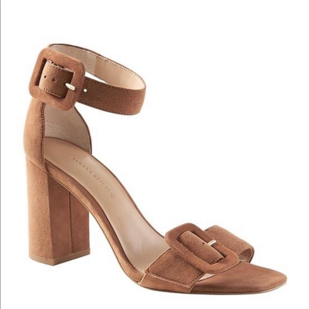 Buckle block heel sandals